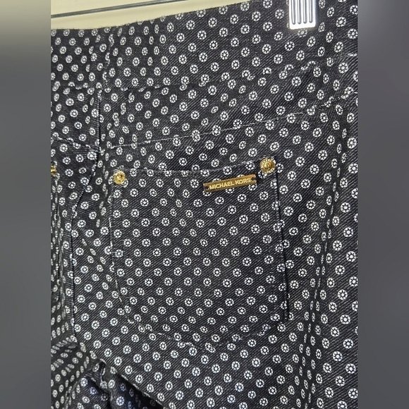 Women's Michael Kors Black & White Jegging, Size Medium - Picture 4 of 6